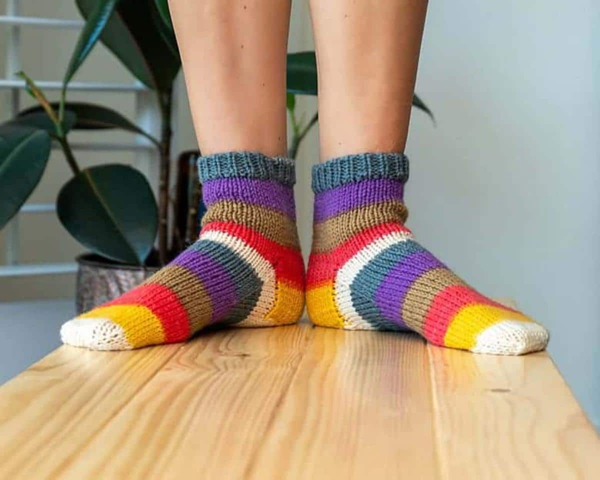 Free Simple Knit Beginner Socks
