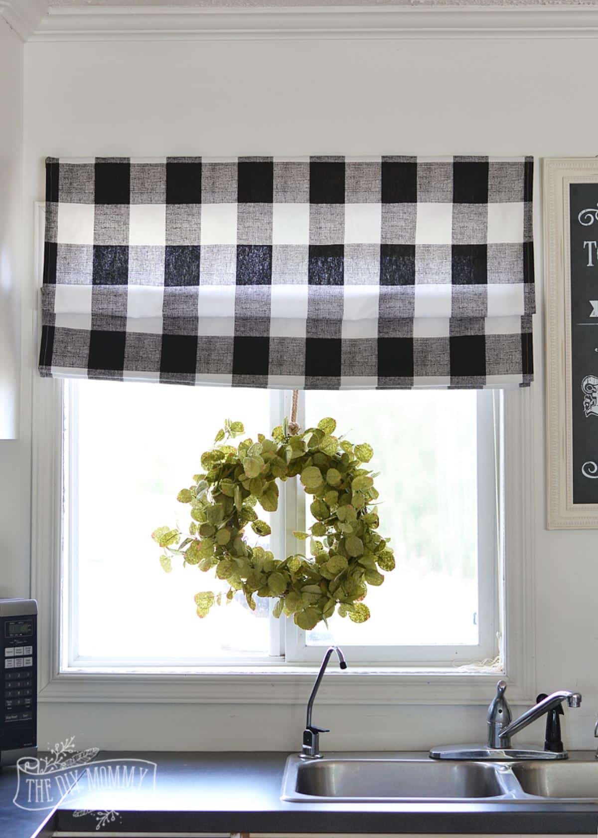 Stylish and Tailored-Looking DIY Roman Shade