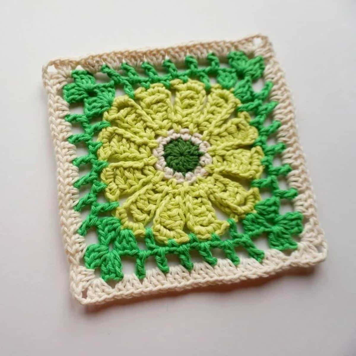 Vintage Crochet Granny Square 