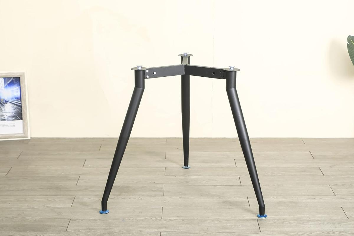 DIY Industrial Metal Table Legs With Suction Cups