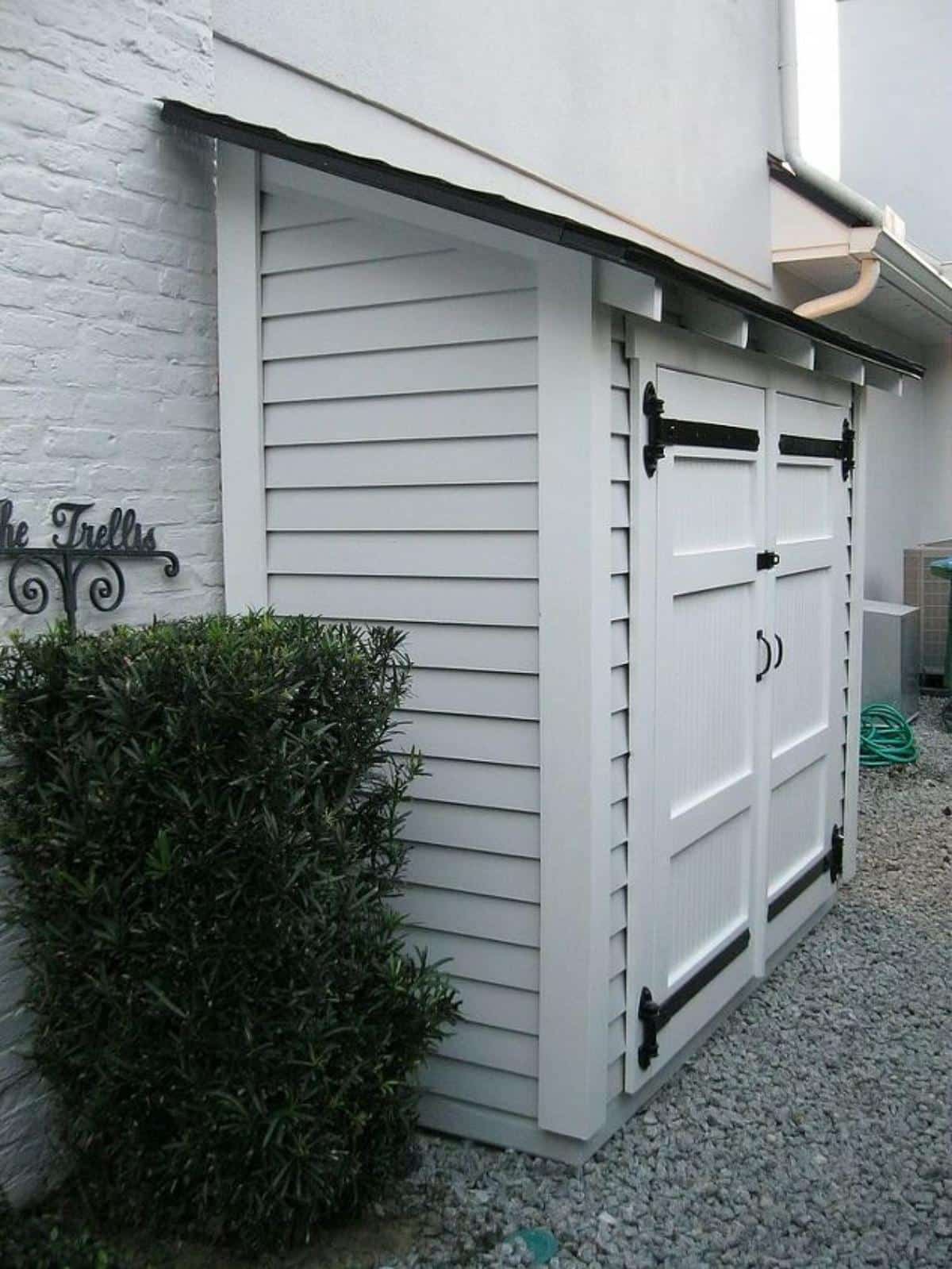 Small Shed Storage Along the Side of the House