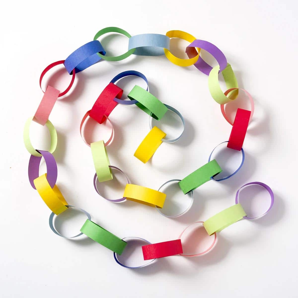 Paper Chain Made in Four Simple Steps