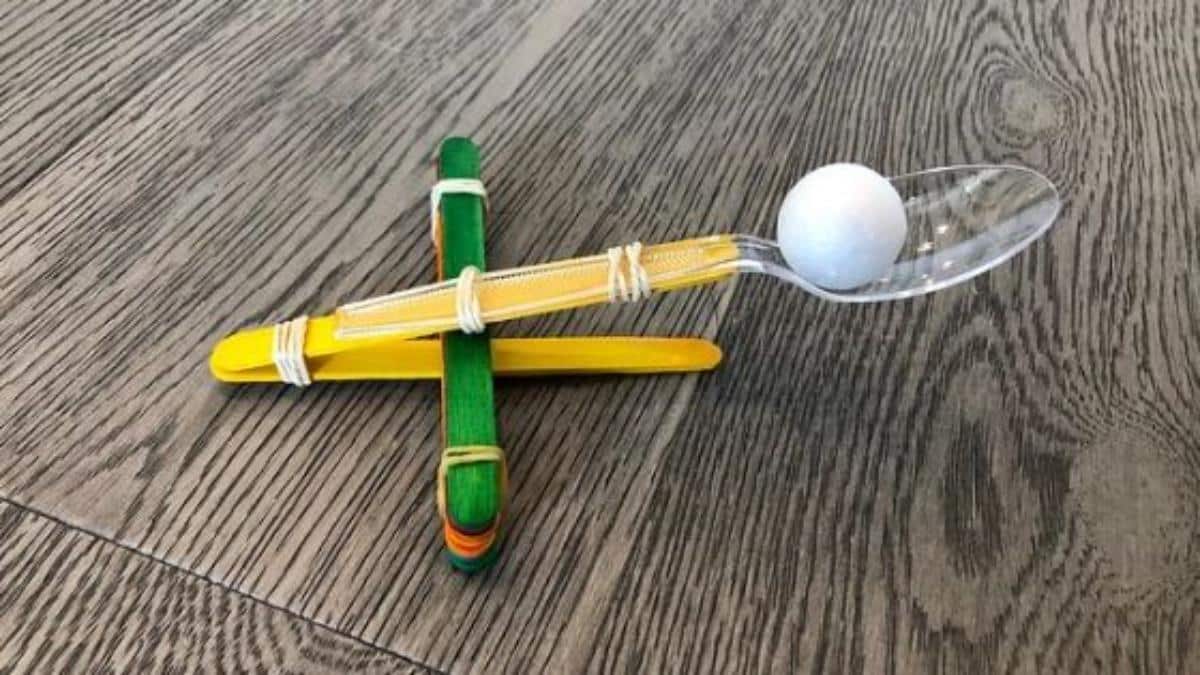 Simple Popsicle Stick Catapult