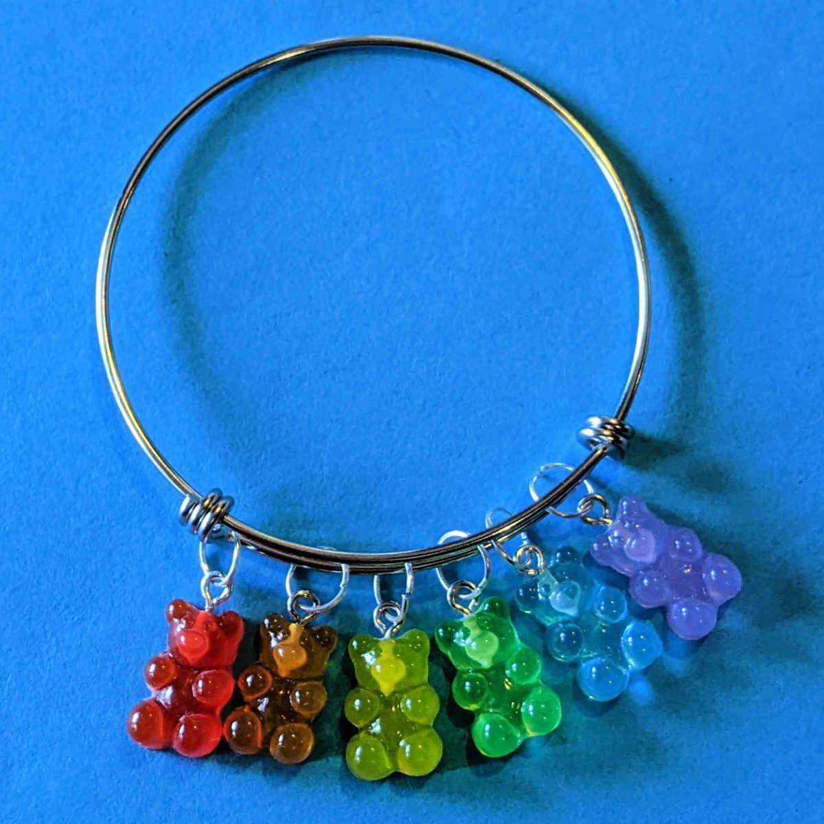 Easy Rainbow Bear Bangle Bracelet Craft
