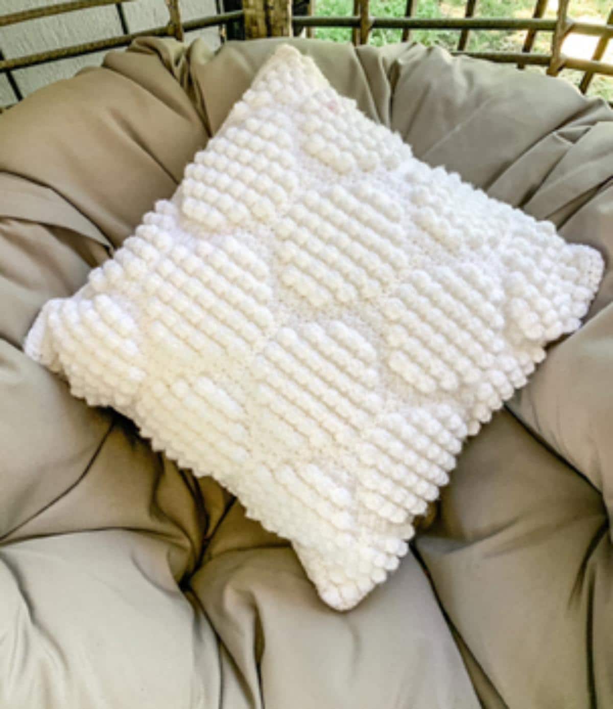 Octagon Bobble Crochet Pillow