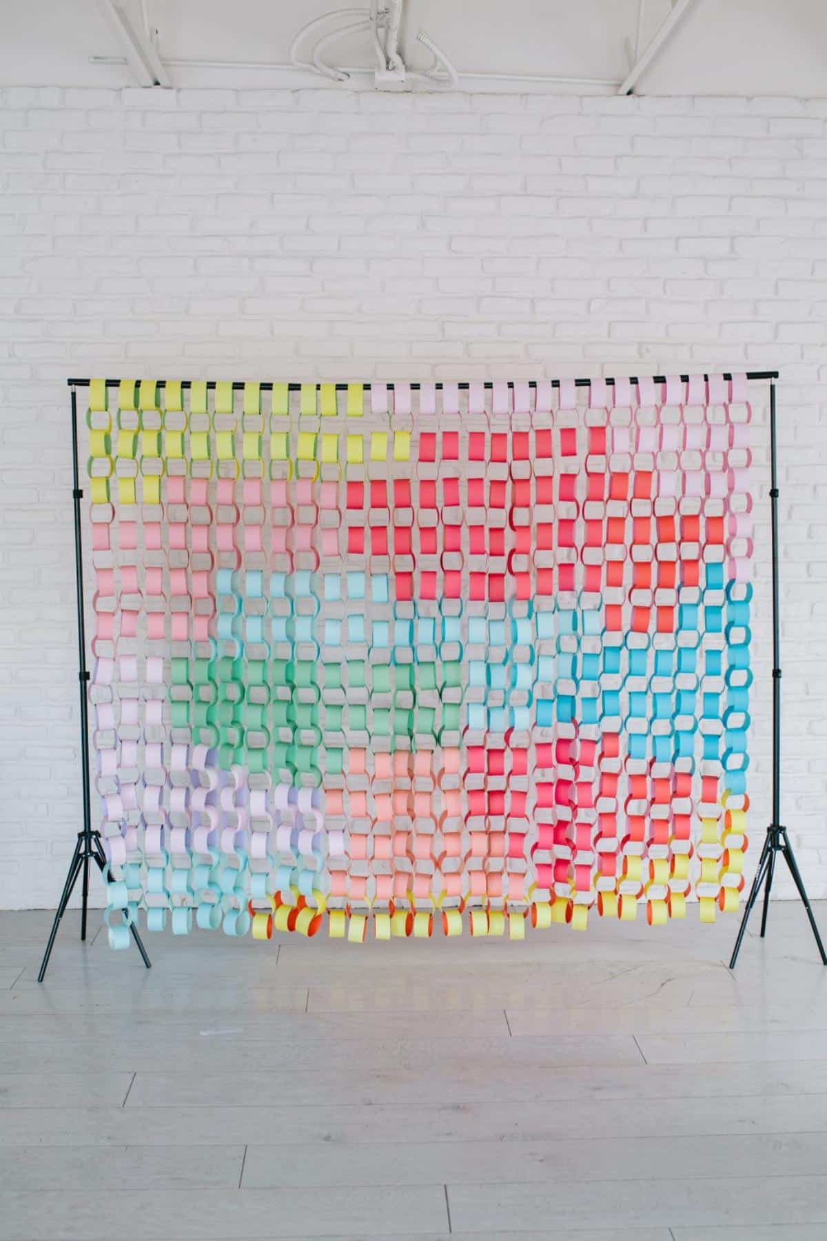DIY Paper Chain Backdrop